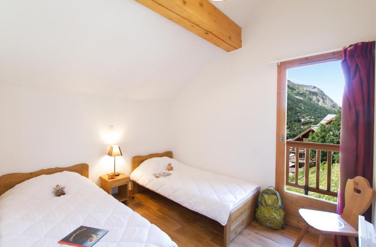 Residence Odalys Le Hameau Et Les Chalets De La Vallee D'Or Valloire Bagian luar foto