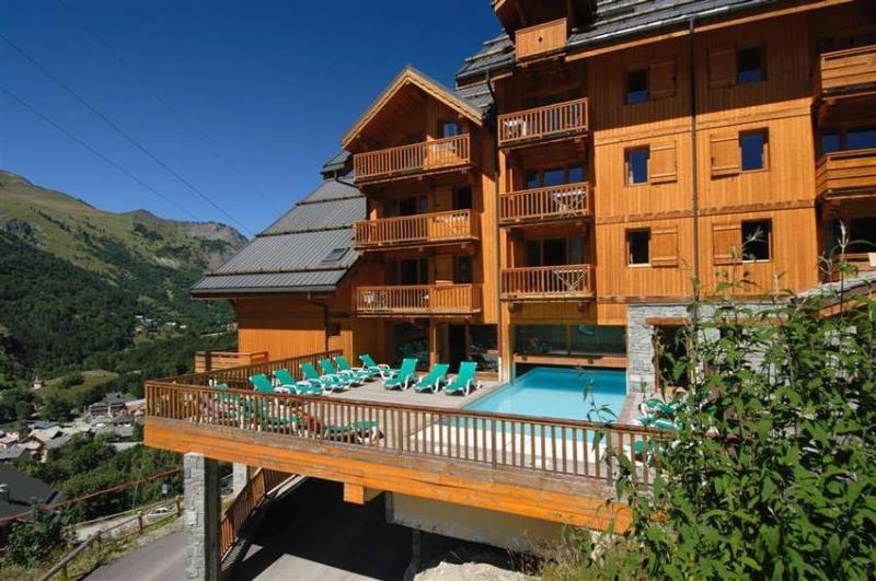 Residence Odalys Le Hameau Et Les Chalets De La Vallee D'Or Valloire Bagian luar foto
